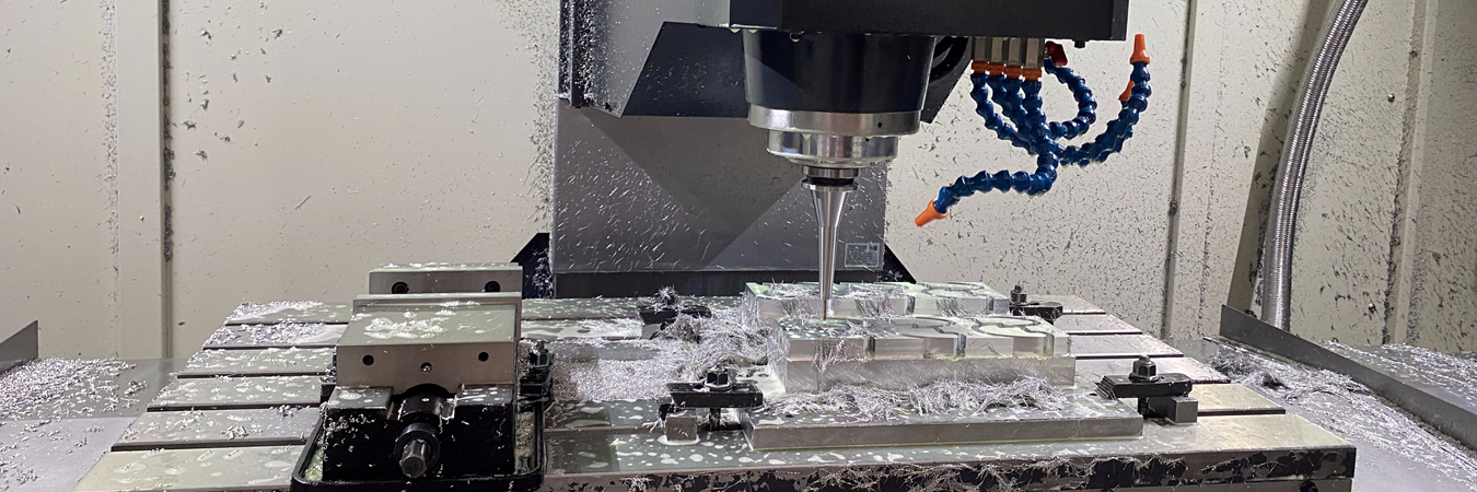 엄격한 공차를 가진 맞춤형 알루미늄 CNC 가공 부품 고정밀 표면 마감이 적용된 알루미늄 CNC 가공 부품